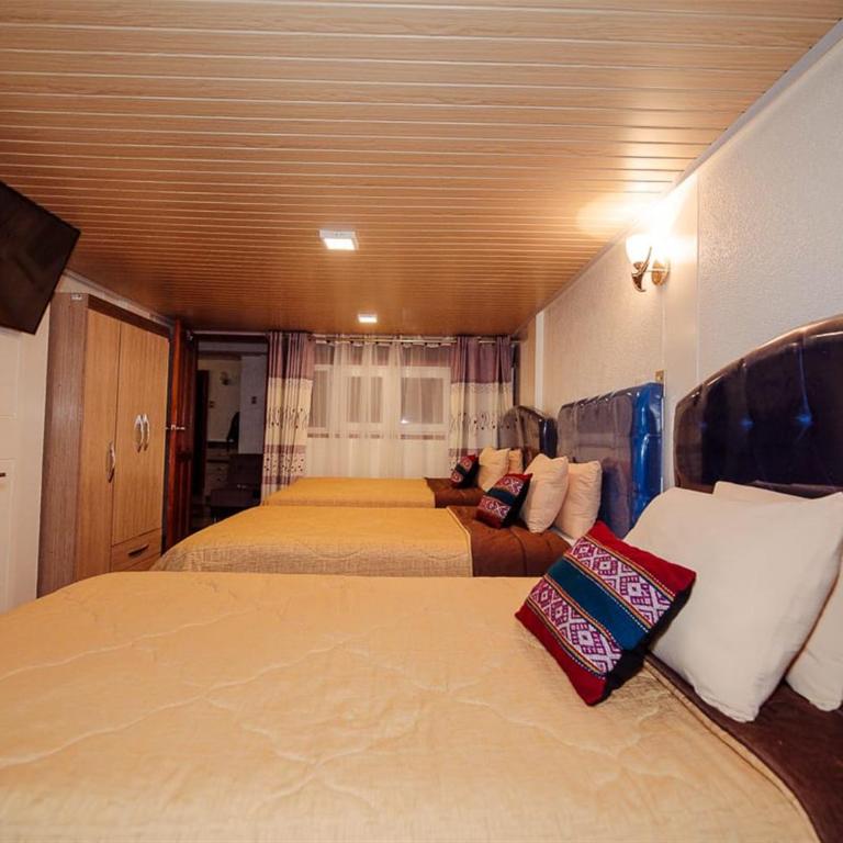 Avraham Hotels - Superior Quadruple Room - 5