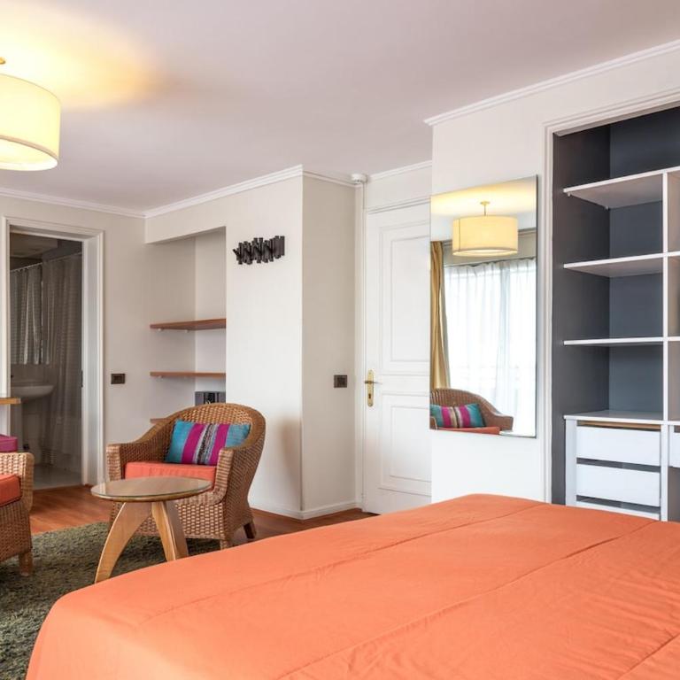 Lovely STUDIO MUT Costanera Center El Golf - One-Bedroom Apartment - 4