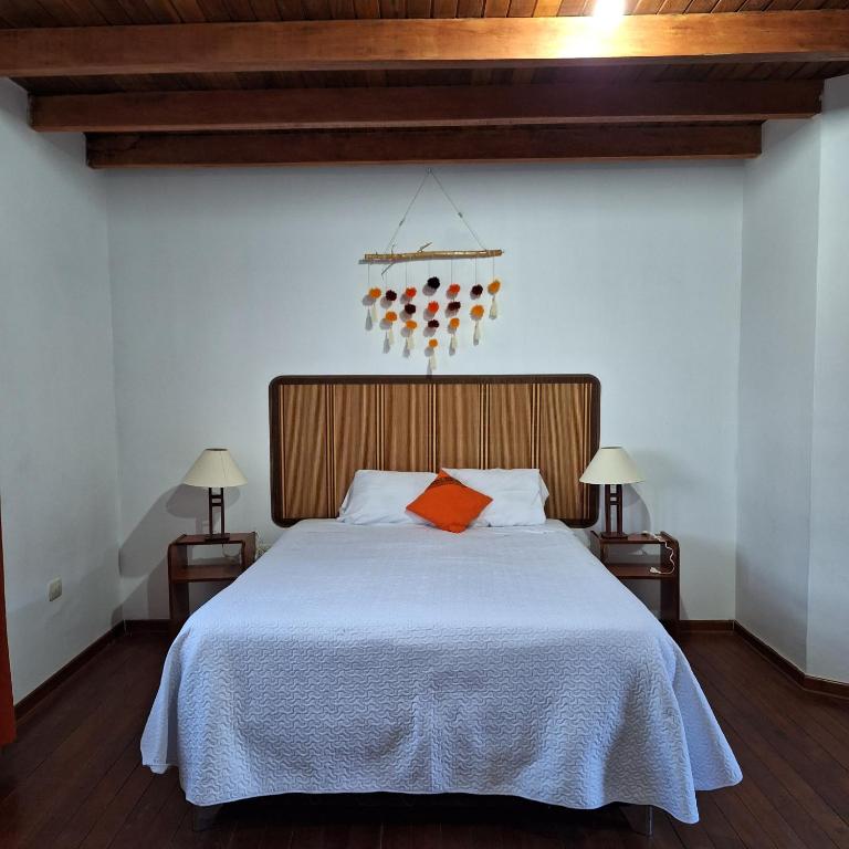 Casa Wayra Cajamarca - Habitación Deluxe - 1 cama grande - 4