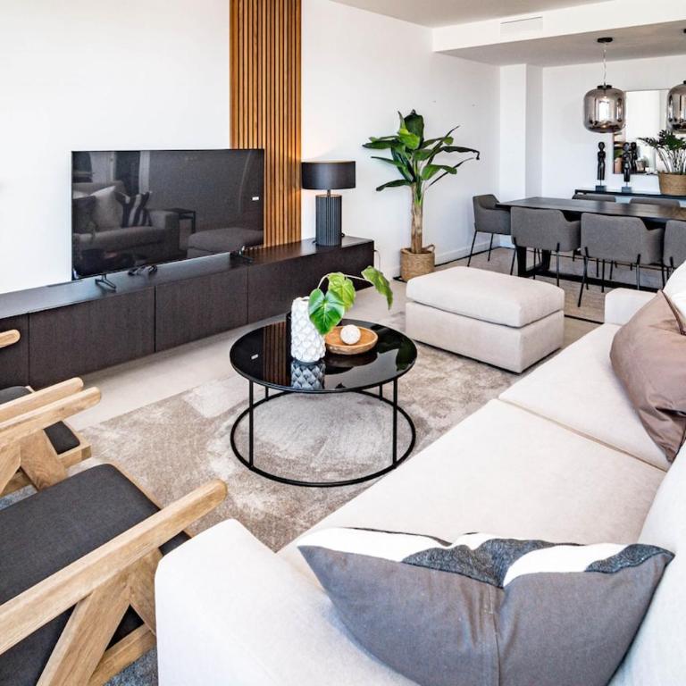 LME14.4A Spacious luxury family home - Apartment - 17