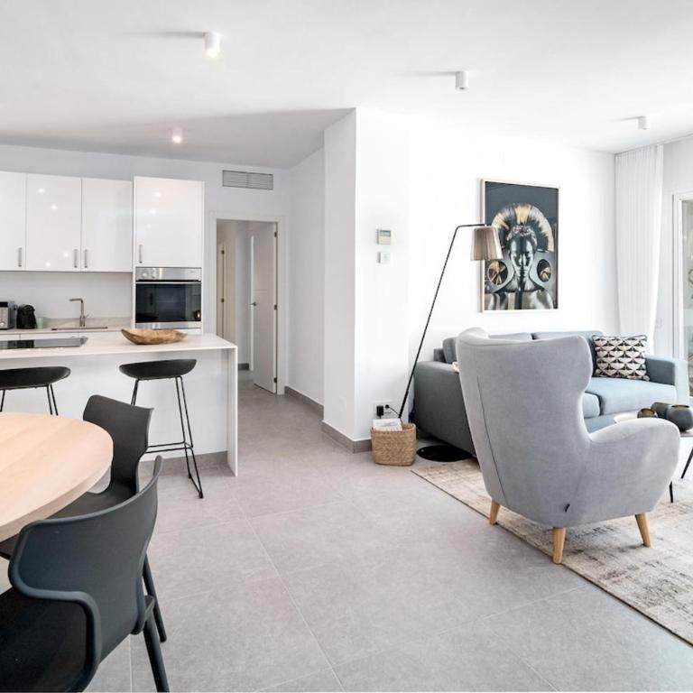 AB3 - Spacious holiday home Puerto Banus - Apartment - 18