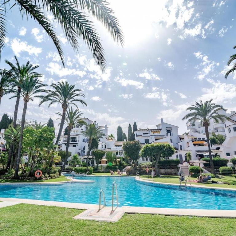 AB3 - Spacious holiday home Puerto Banus - Apartment - 49