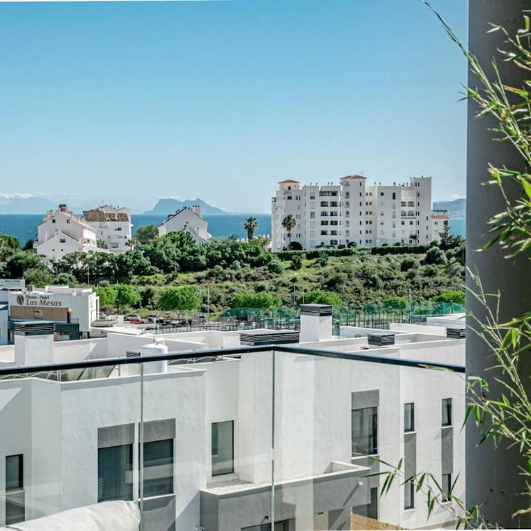 LME14.4A Spacious luxury family home - Apartment - 43