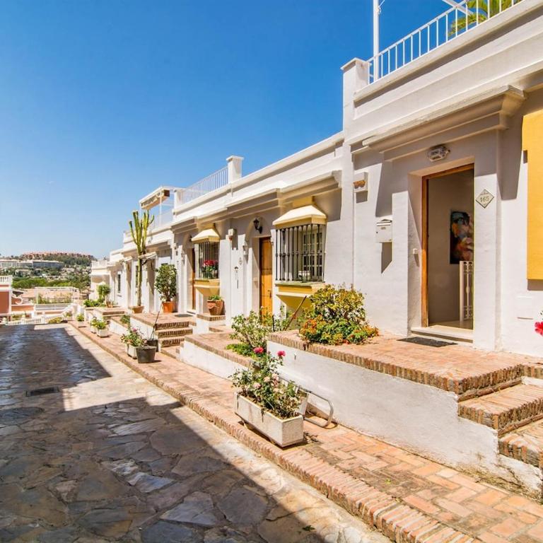 AP165 - Aloha Pueblo Marbella by roomservices - Apartment - 5