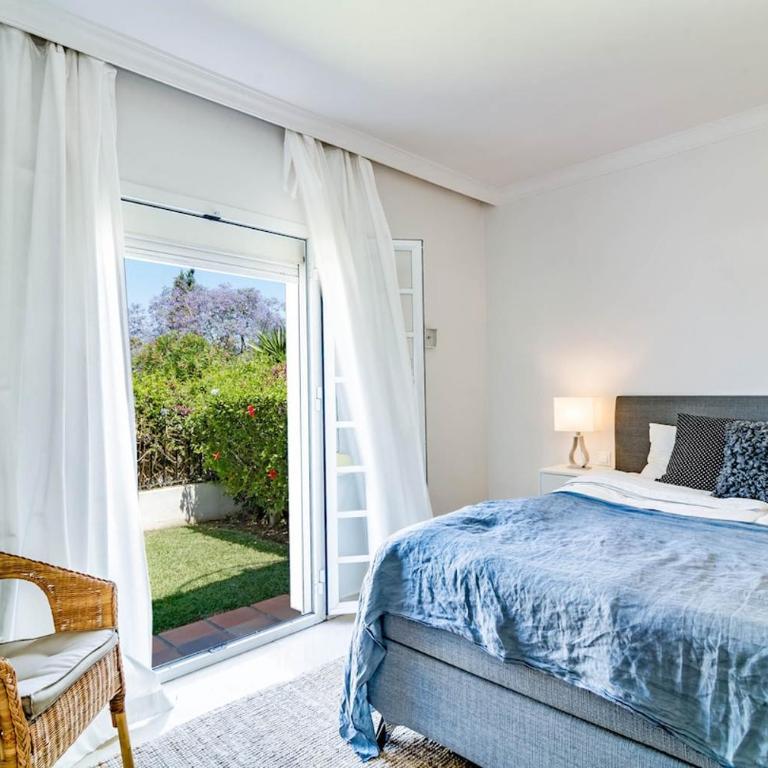 AP165 - Aloha Pueblo Marbella by roomservices - Apartment - 21