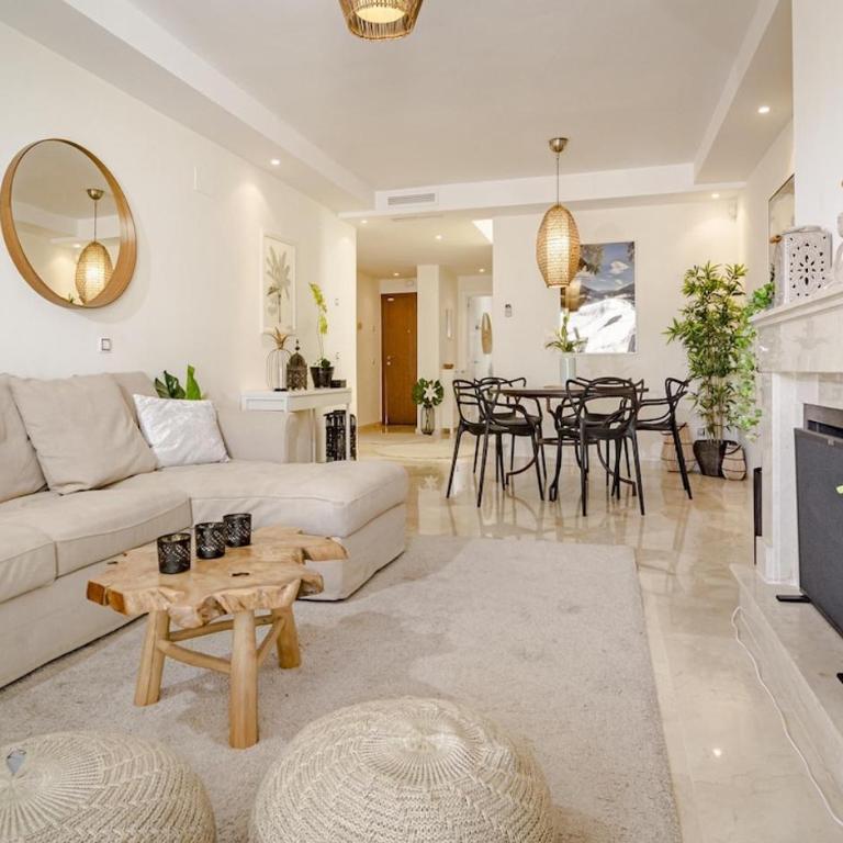 AR23 - Holiday flat Puerto Banus by Roomservices - Apartment - 9