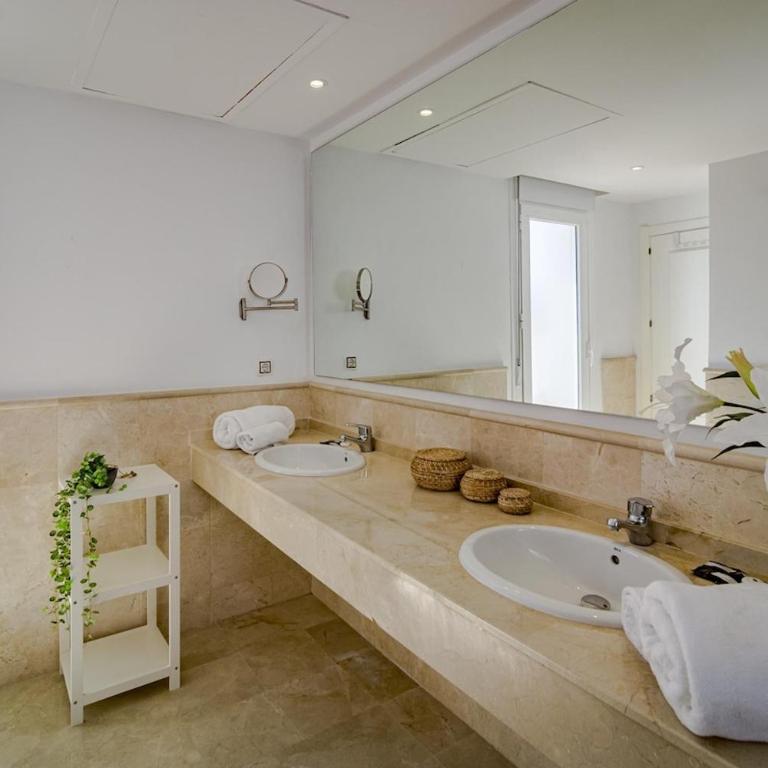 AR23 - Holiday flat Puerto Banus by Roomservices - Apartment - 31
