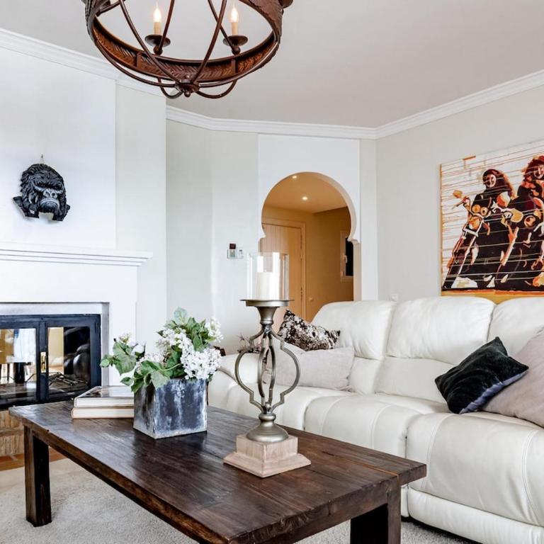 LAP- 3 bed apartment on the beach. Families only - Apartamento - 9