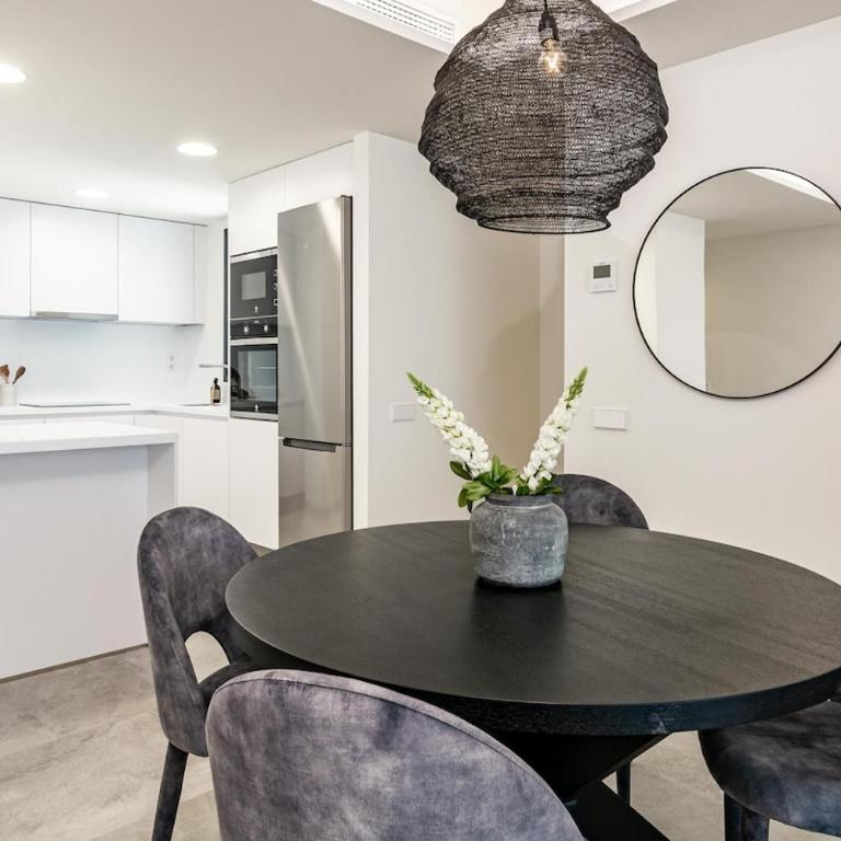 INF2.7E- Holiday home Estepona by Roomservices - Apartamento - 16