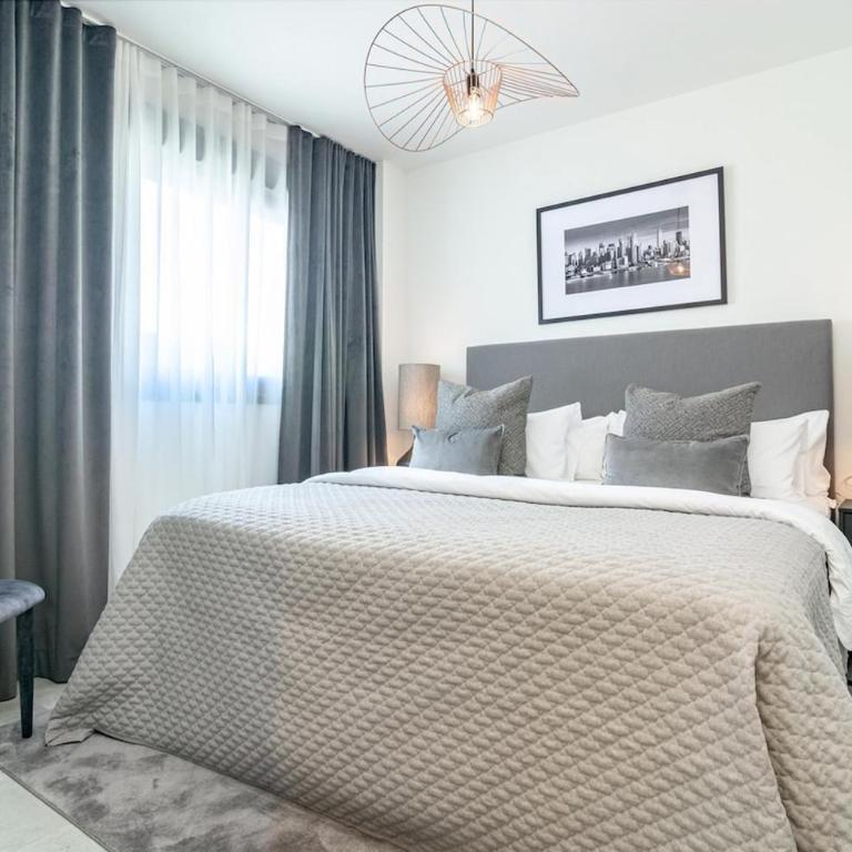 INF2.7E- Holiday home Estepona by Roomservices - Apartamento - 28