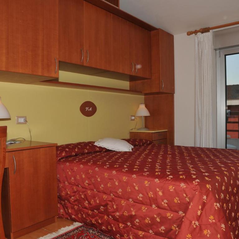 Hotel Garnì Villa Magnolia - Doppel- oder Zweibettzimmer - 11