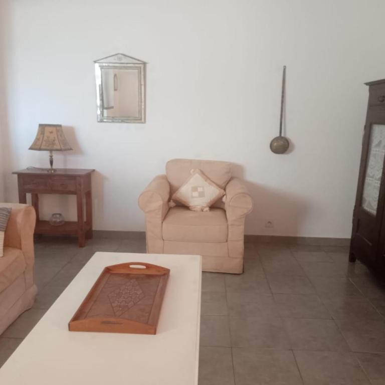 Fréjus, 10min à pieds des plages, appartement T3, 5 pers, entièrement climatisé avec parking privé - Two-Bedroom Apartment with Balcony - 16