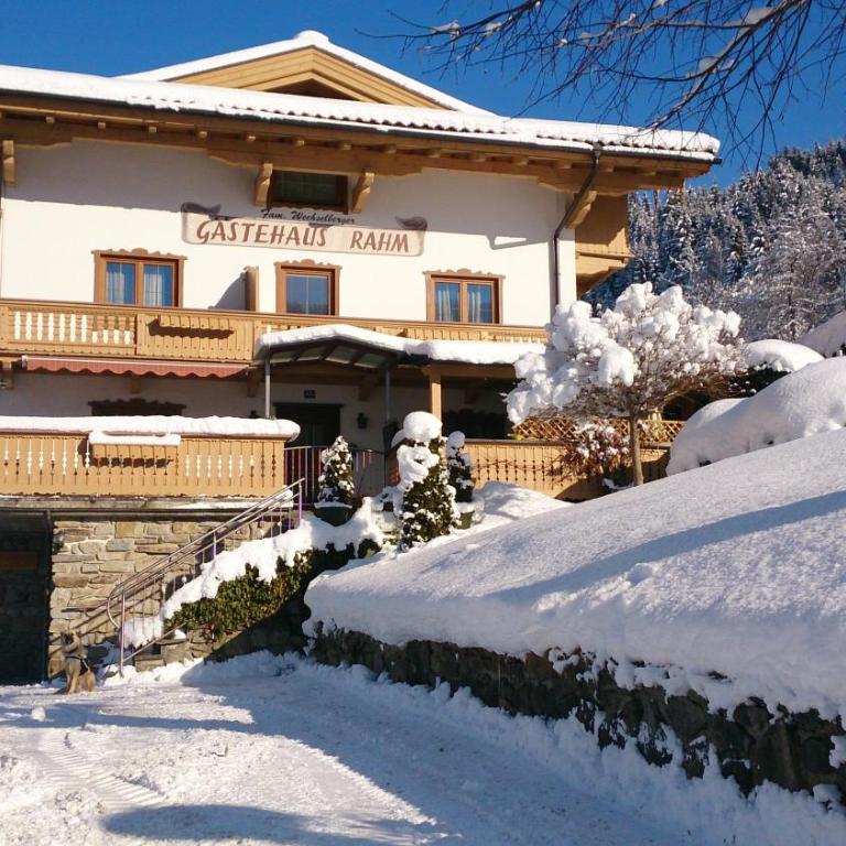 Gästehaus Rahm - Familie Wechselberger - Apartment mit Aussicht und Balkon - 1