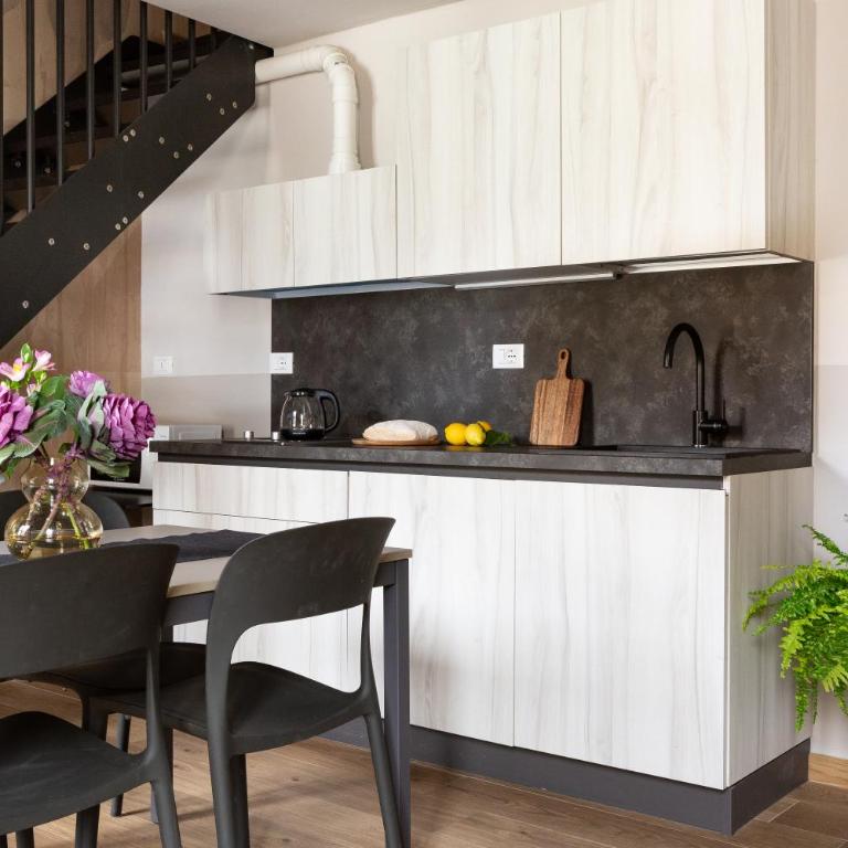 Florentia Art Apartments - Monolocale su 2 Livelli - 12