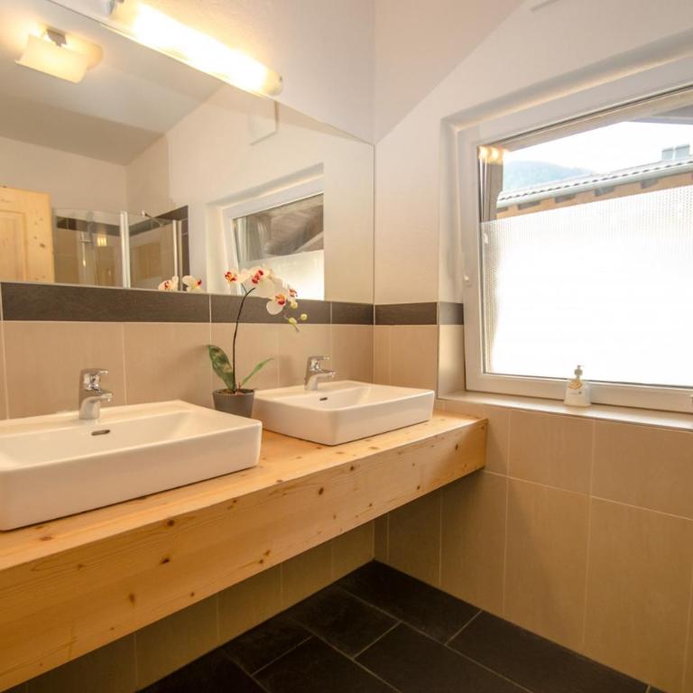 Anblick Appartement with lake view incl SUMMER CARD - Apartment mit 2 Schlafzimmern - 16
