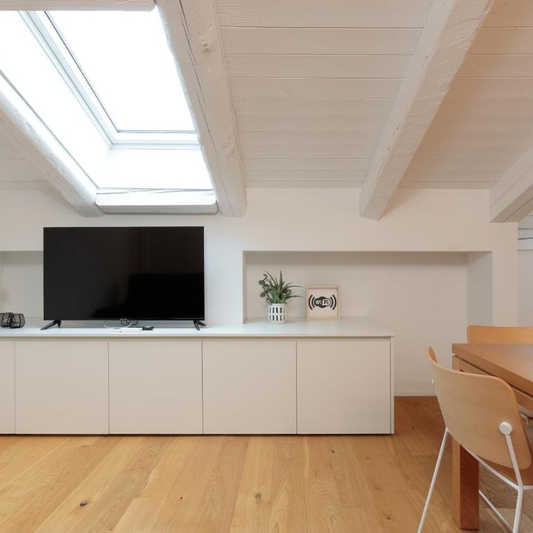 HOMEY I The Five Apartments - Appartamento con 1 Camera da Letto - 1
