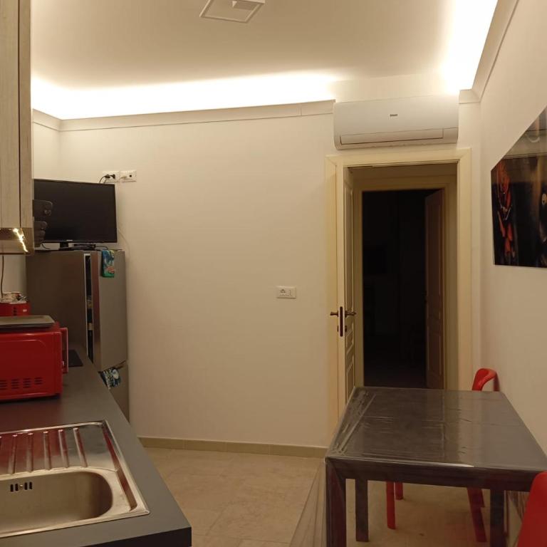 Casa Perego in Savona - Appartamento con 2 Camere da Letto - 17