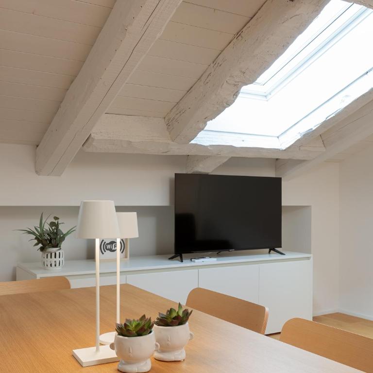 HOMEY I The Five Apartments - Appartamento con 1 Camera da Letto - 5