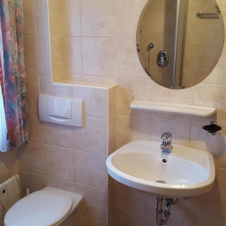 Haus Christian - Appartement 2 Chambres avec Douche - 15