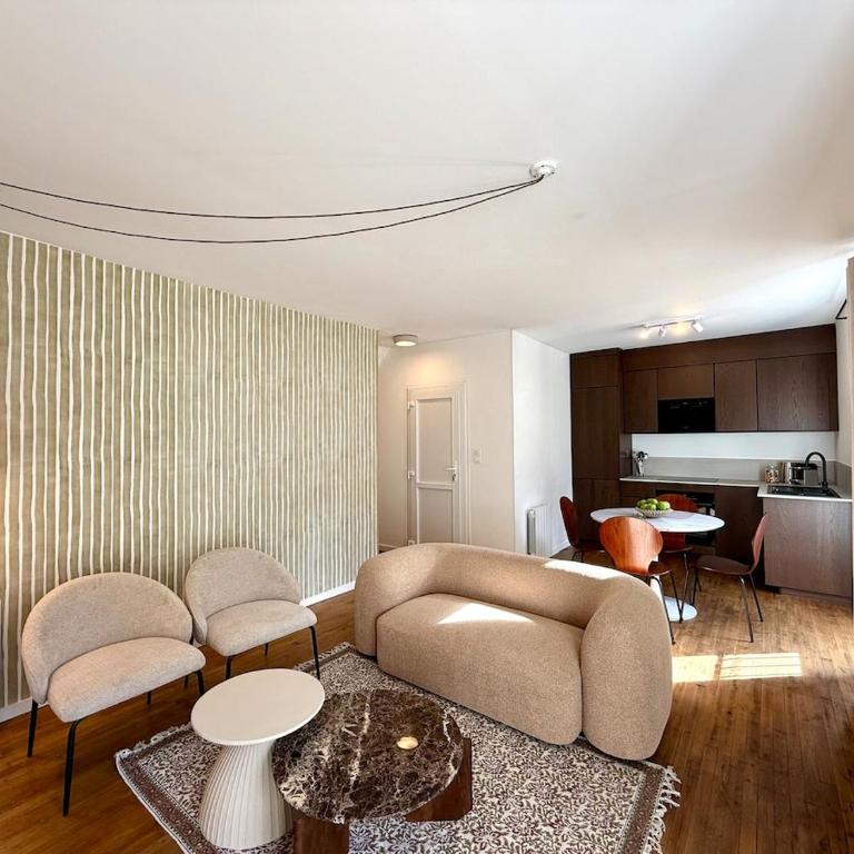 Les Jardins de Salvador - 2 bedrooms & terrace - Two-Bedroom Apartment - 2