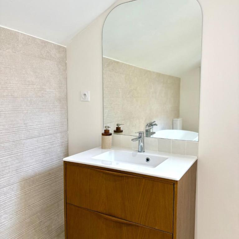 Les Jardins de Salvador - 2 bedrooms & terrace - Two-Bedroom Apartment - 15