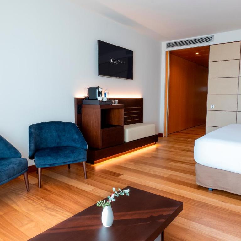 Eurostars Grand Marina Hotel GL - Premier Room with Balcony - 1