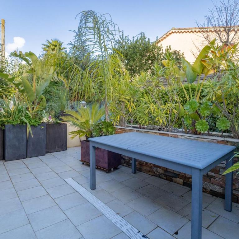 T2 avec Terrasse à Six-Fours - Piscine Parking - Appartamento - 3