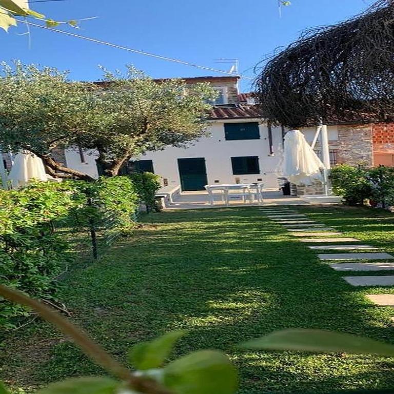 La dimora di Lorenzo - villa a Lucca con piscina - Casa con 3 Camere da Letto - 39