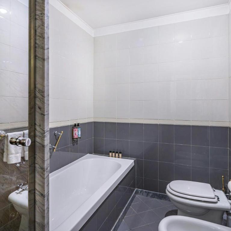 Starhotels Du Parc - Camera Familiare - 10