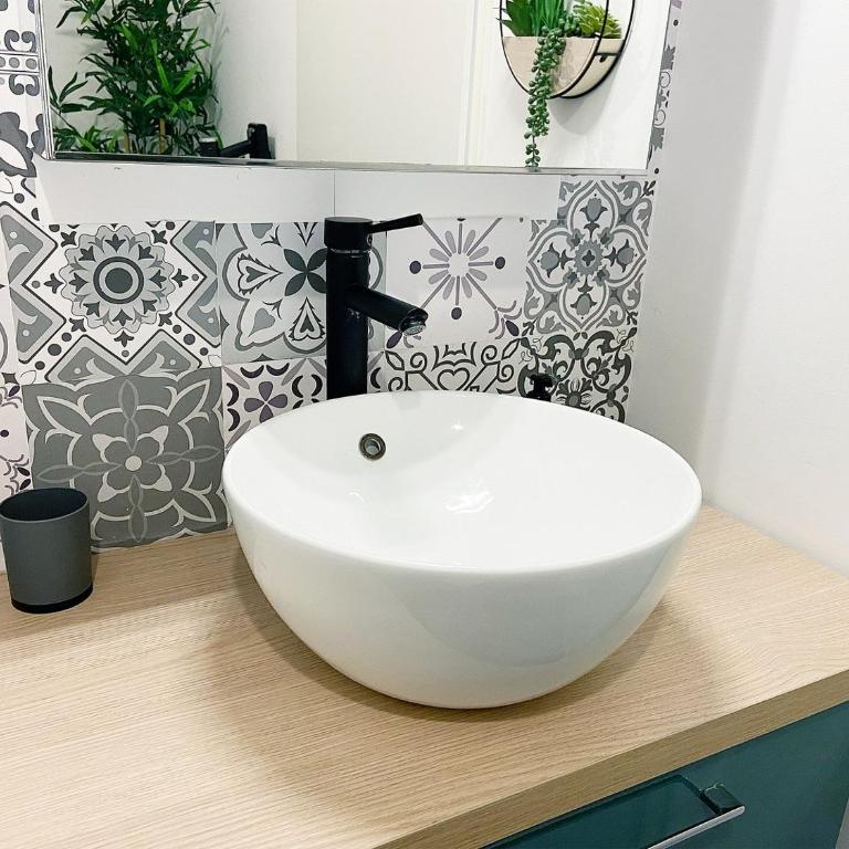 Chez Pablo, maison avec jardin et parking privé - Maison 3 Chambres - 27