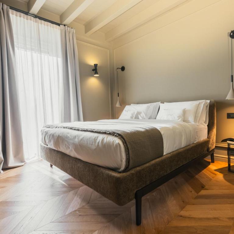 Lenel Boutique Room - La Foresteria - Camera Matrimoniale Deluxe con Balcone - 6