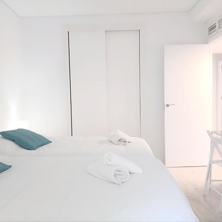 Rentcostadelsol Benalmdena-Alay, - Two-Bedroom Superior Apartment - 15