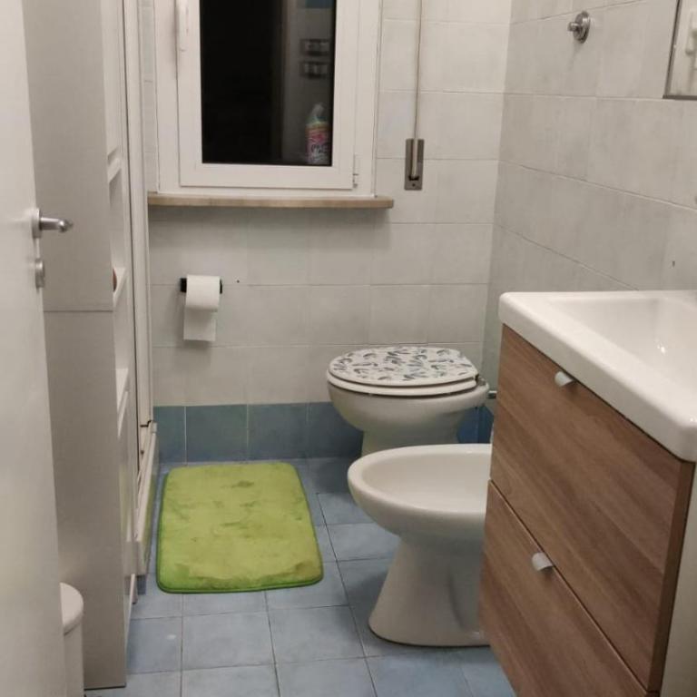 Trilocale vicino al mare con ampio balcone e aria condizionata - Appartamento con 2 Camere da Letto - 14