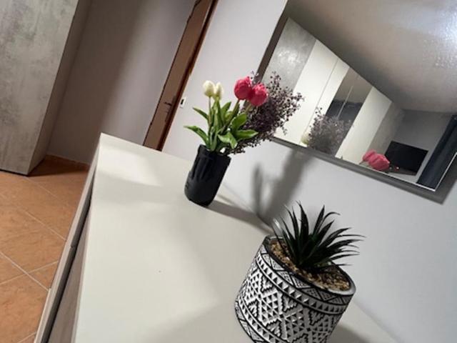 Enza HOUSE - Appartamento con 2 Camere da Letto - 18