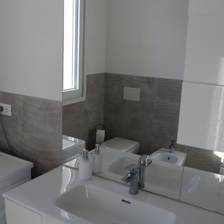 La Casa sul Lago - Peschiera del Garda - Appartamento Superior con 2 Camere da Letto - 19