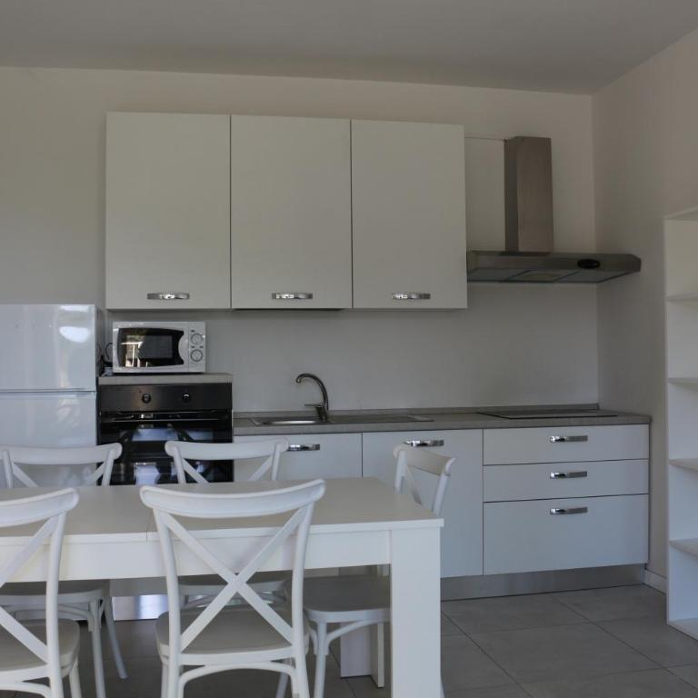 La Casa sul Lago - Peschiera del Garda - Appartamento Superior con 2 Camere da Letto - 4