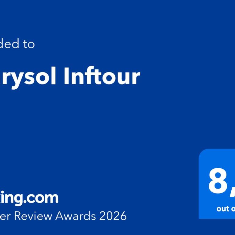 Marysol Inftour - Three-Bedroom Apartment - 32