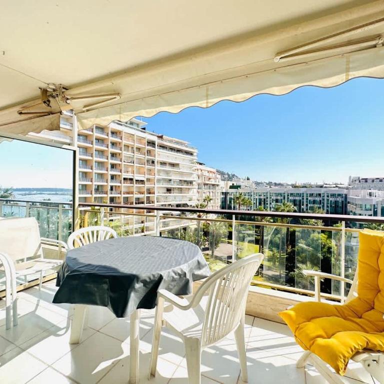 Le Splendide - studio croisette - vue mer - Appartement 1 Chambre - 3