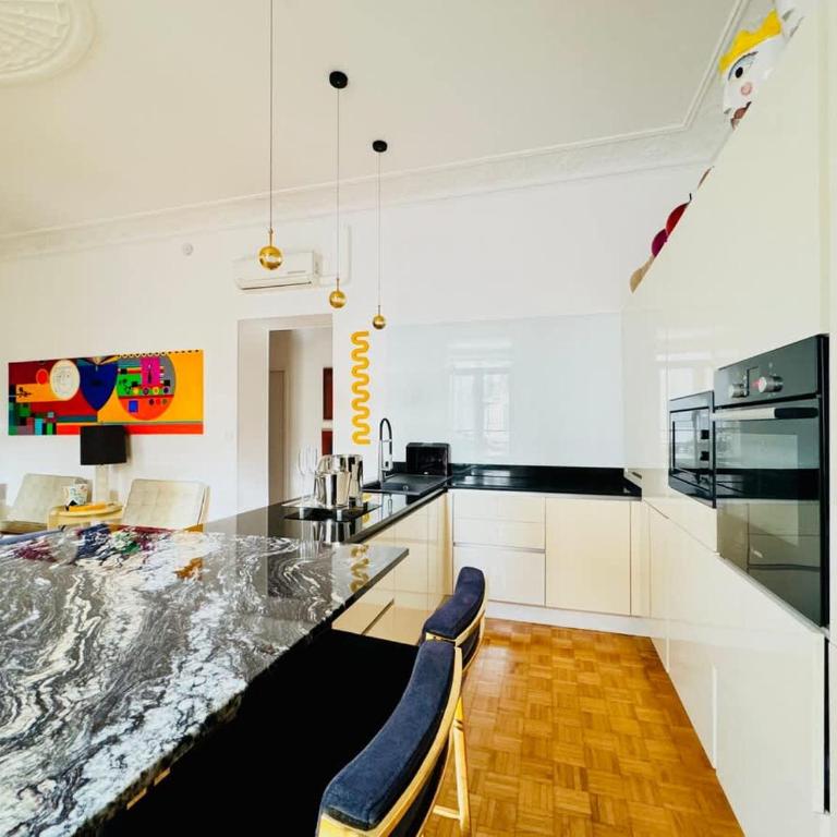 Le Guynemer - Appartement Beaux Arts Cannes - Appartement 2 Chambres - 45