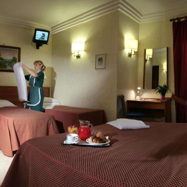 Hotel Delle Muse - Camera Tripla - 7