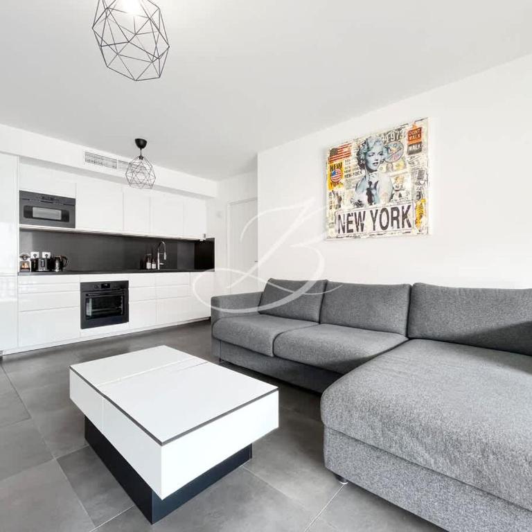Le Beach Croisette - Close to Palais & Mer - Apartment mit 2 Schlafzimmern und Balkon - 2