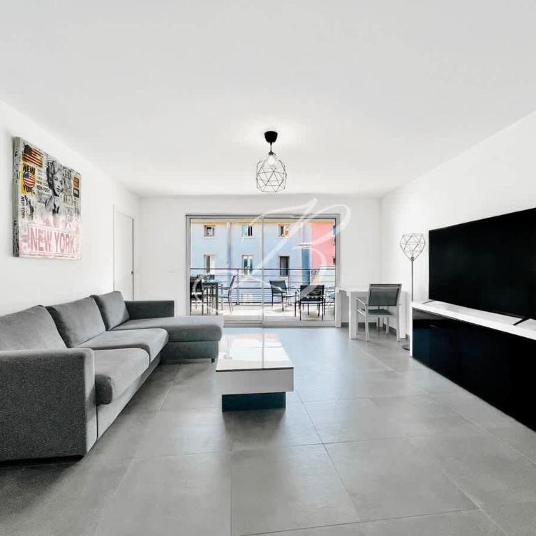 Le Beach Croisette - Close to Palais & Mer - Apartment mit 2 Schlafzimmern und Balkon - 6