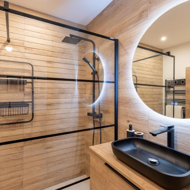 GuestHost - Modern Flat with Lovely Terrace - Appartamento Standard con 1 Camera da Letto - 5