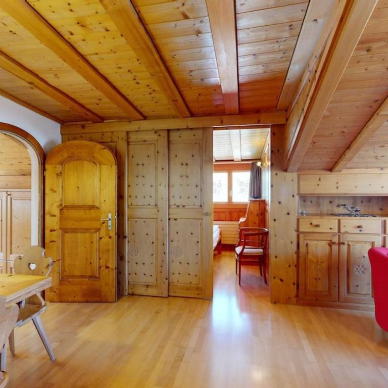 Chesa Susi - Elegant Attic in the Engadine - Apartment mit 2 Schlafzimmern - 10