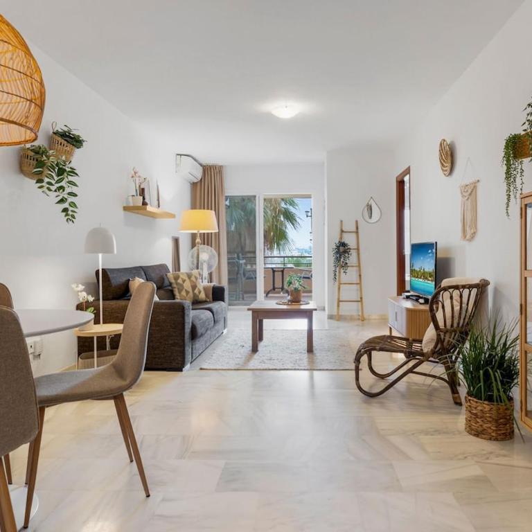 Beautiful 2 bedroom flat with sunny balcony - Apartamento de 2 dormitorios - 15