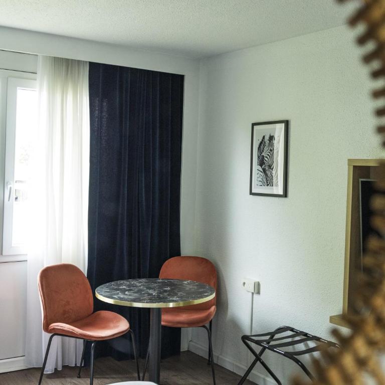 Campanile PRIME - Troyes Nord Barberey - Chambre Confort 1 Chambre 1 Lit Queen 1 Canapé-lit - 6