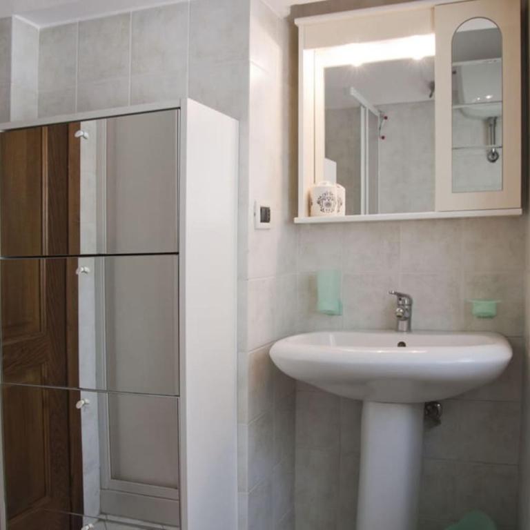 Appartamento SH - Appartamento con 1 Camera da Letto - 1