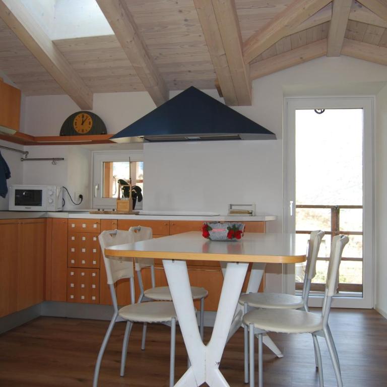 Dimora Concordia - Appartamento con 2 Camere da Letto e con Vista Montagna - 15