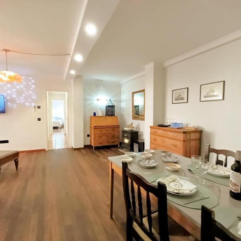 MARITIM CENTRAL "Suites Deluxe" con salón-comedor y cocina privada - Suite de 2 dormitorios - 2