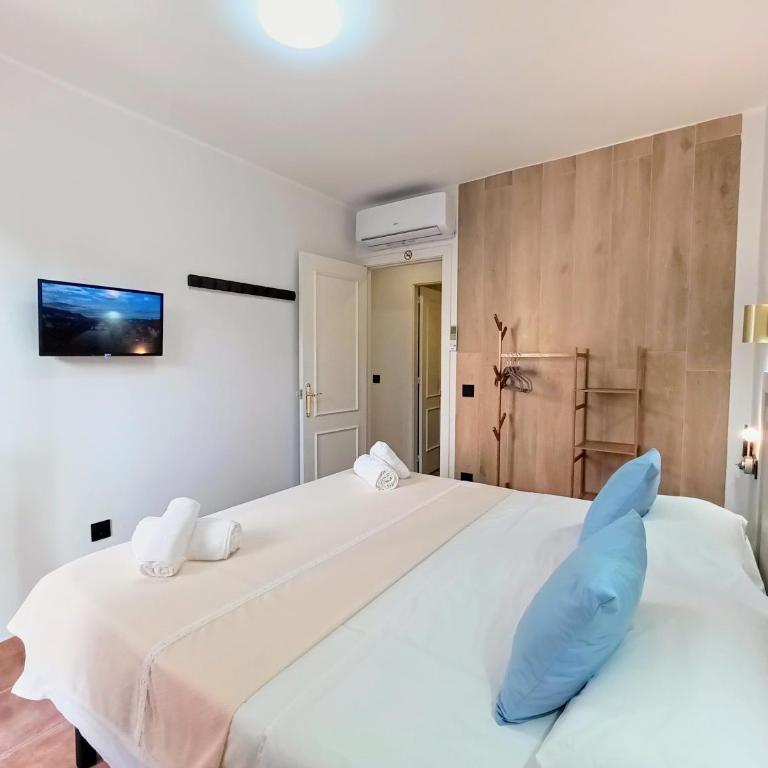 MARITIM CENTRAL "Suites Deluxe" con salón-comedor y cocina privada - Suite de 2 dormitorios - 7